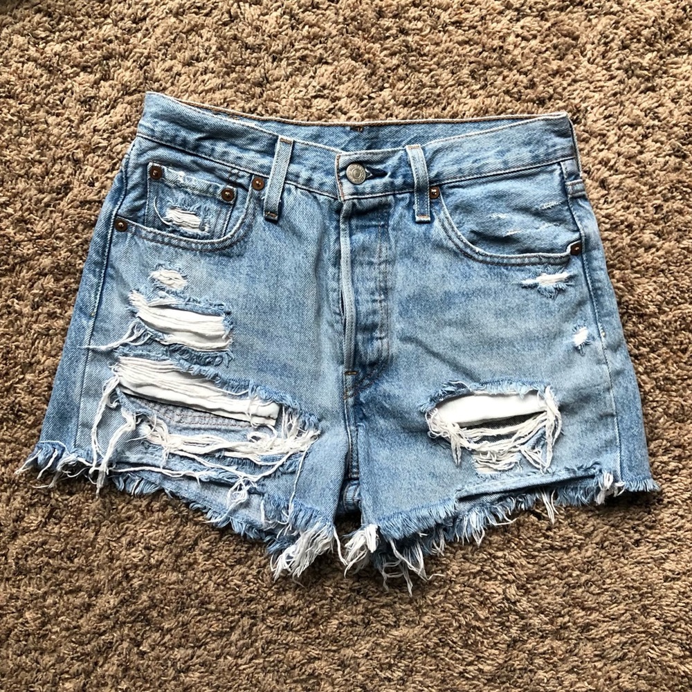 Levi’s shorts